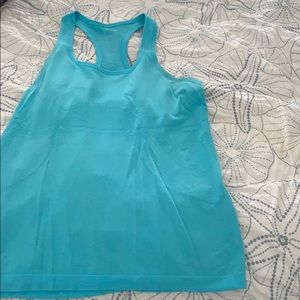 Turquoise tank lulu